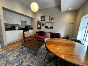 The Soho Loft - Elegant & Modern 1BDR